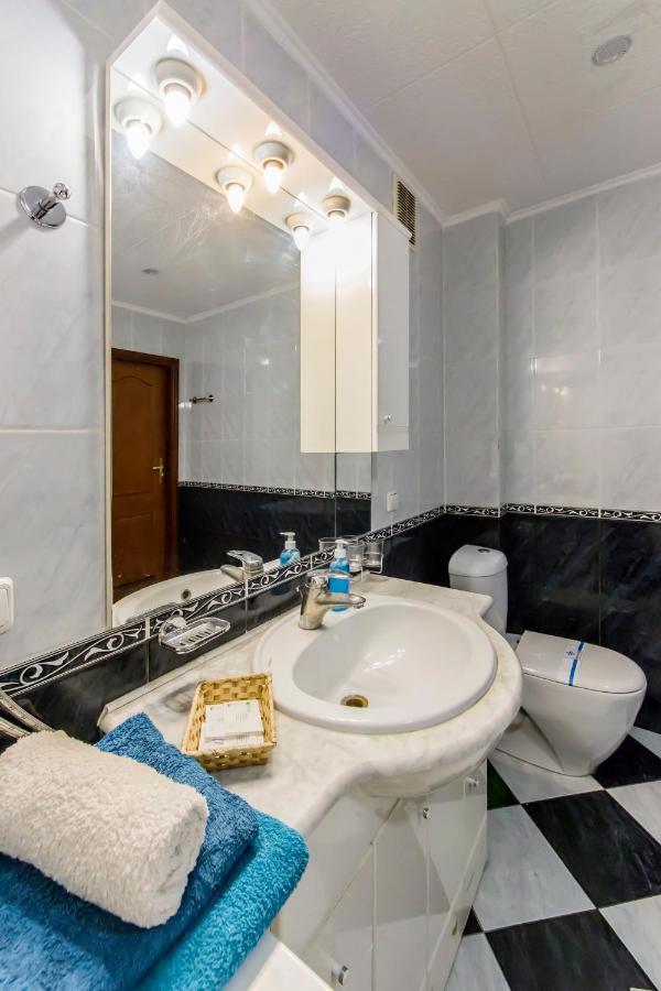 Two-Room Apartments On Maidan Nezavisimosti Киев Экстерьер фото
